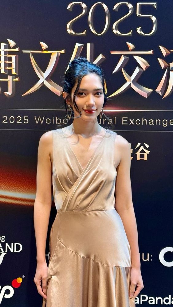 Mojo Muse Management ร่วมงานใหญ่แห่งปี Weibo Cultural Exchange Night 2025 scene 2