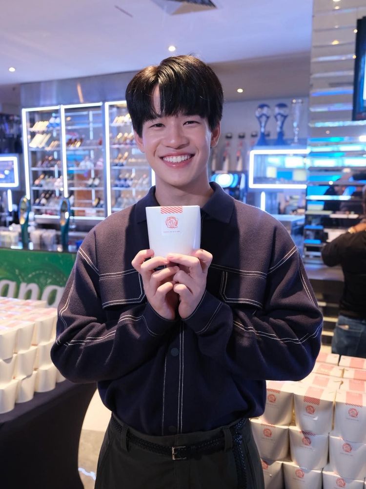 Mojo Muse Management at AUAA Bowling Charity 2025 scene 4