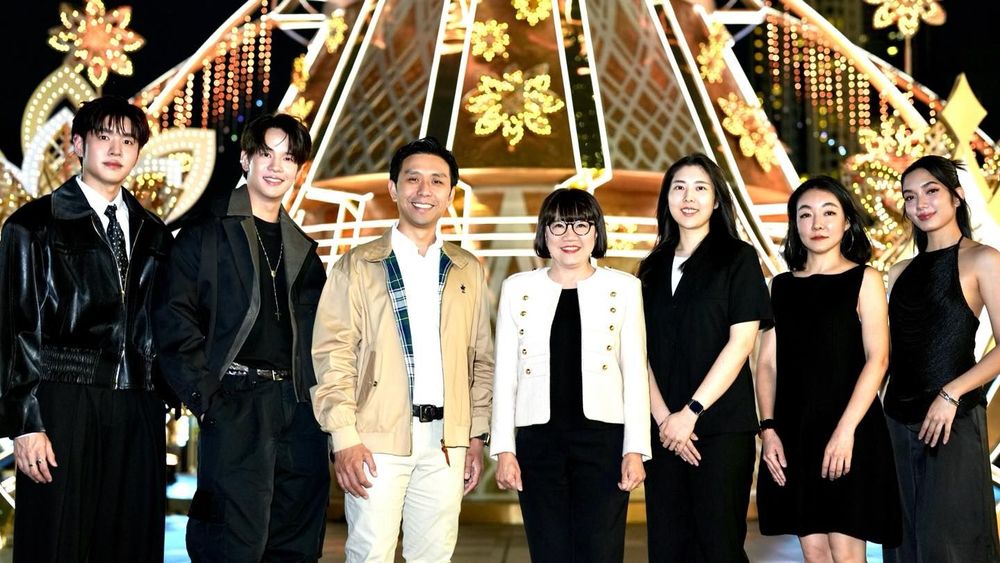 Mojo Muse Management Artists Celebrate the Festive Season at ICONSIAM Bangkok Illumination 2025 scene 3